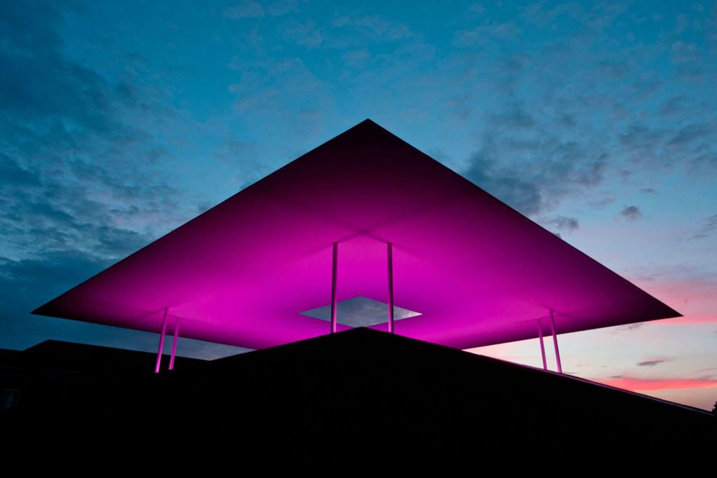 James Turrell Twilight Epiphany Skyspace